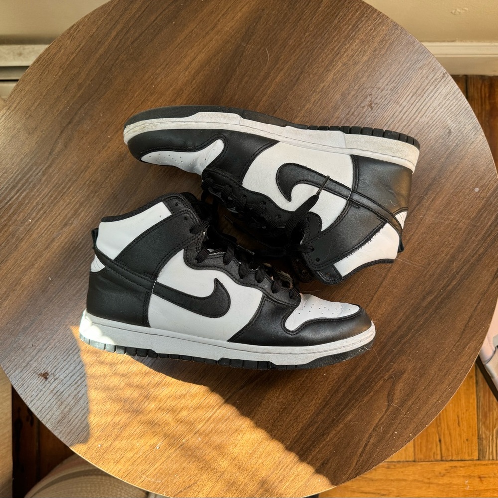 Nike Dunks Mid “Panda”